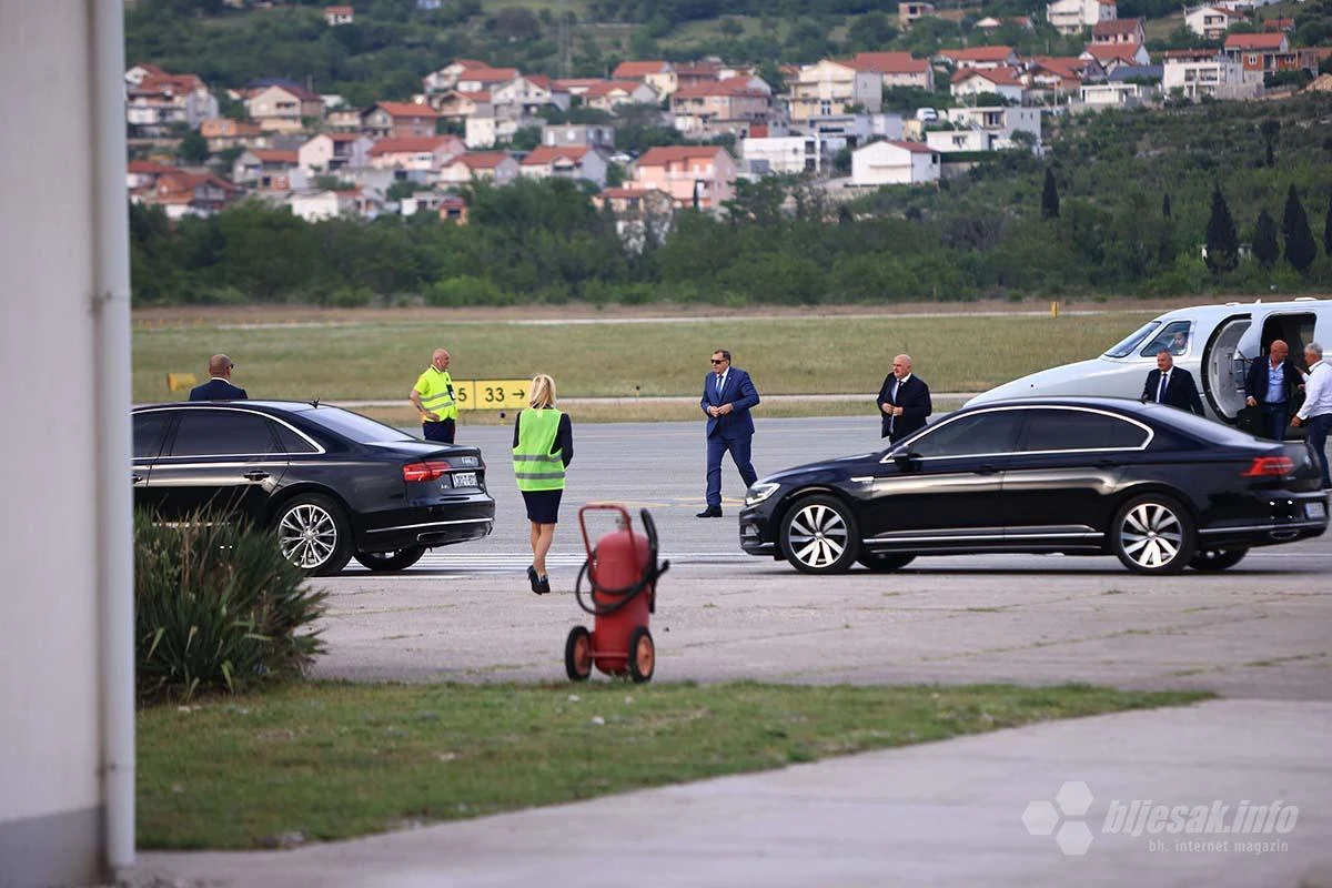 Dodik se sastao sa Lajčakom u Mostaru