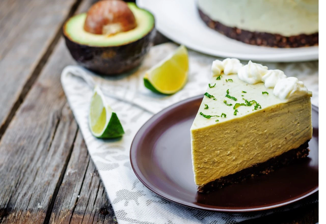 Osvježavajuća torta od limete i bijele čokolade 