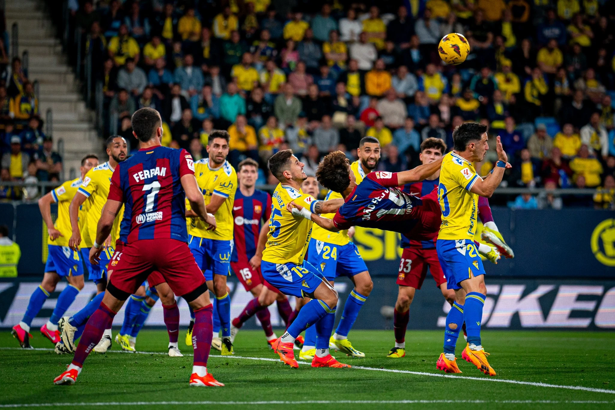 Felix škaricama donio Barceloni pobjedu protiv Cadiza