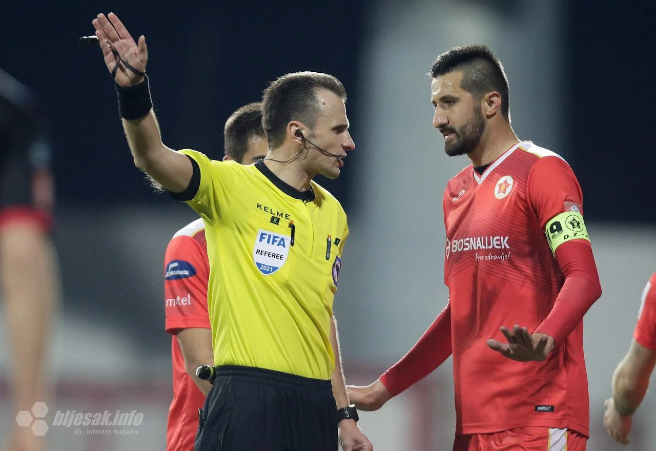 Peljto sudi mostarski, Sivac sarajevski derbi