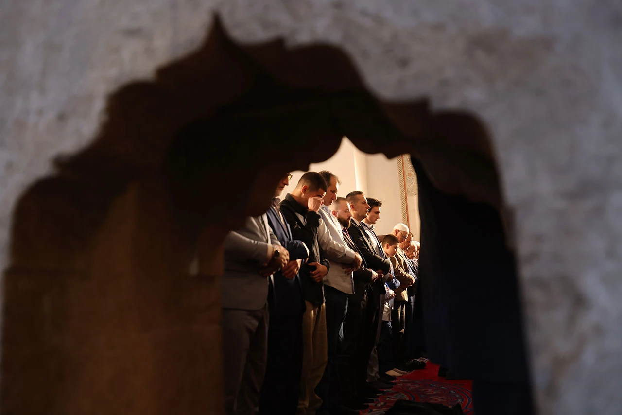 Vjernici islamske vjeroispovijesti danas proslavljaju Ramazanski Bajram