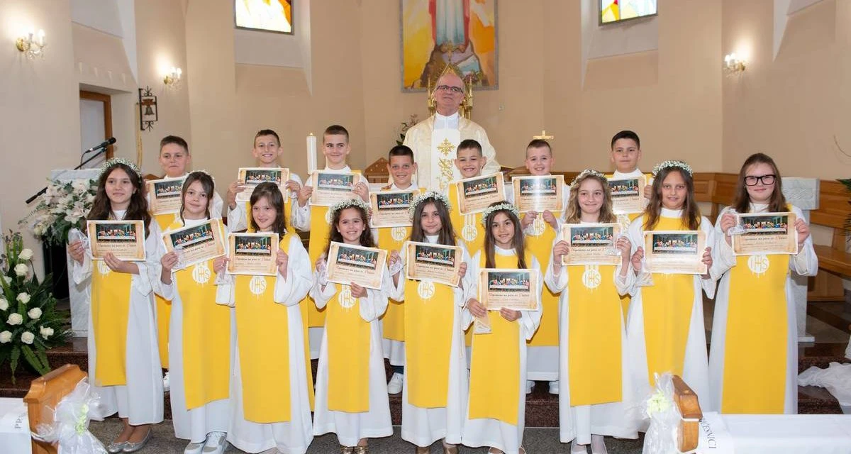 Prva sv. Pričest za 16 bjelopoljske djece 