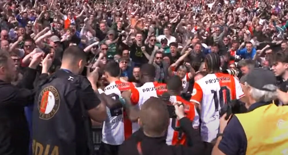 VIDEO I Potop Ajaxa u De Klassiekeru