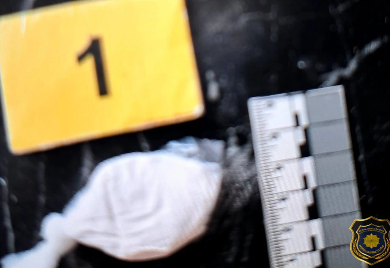 Jedna osoba uhićena zbog "Neovlaštene proizvodnje i stavljanje u promet opojnih droga"
