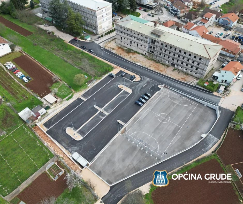 Središte Gruda dobilo je 100 novih parking mjesta