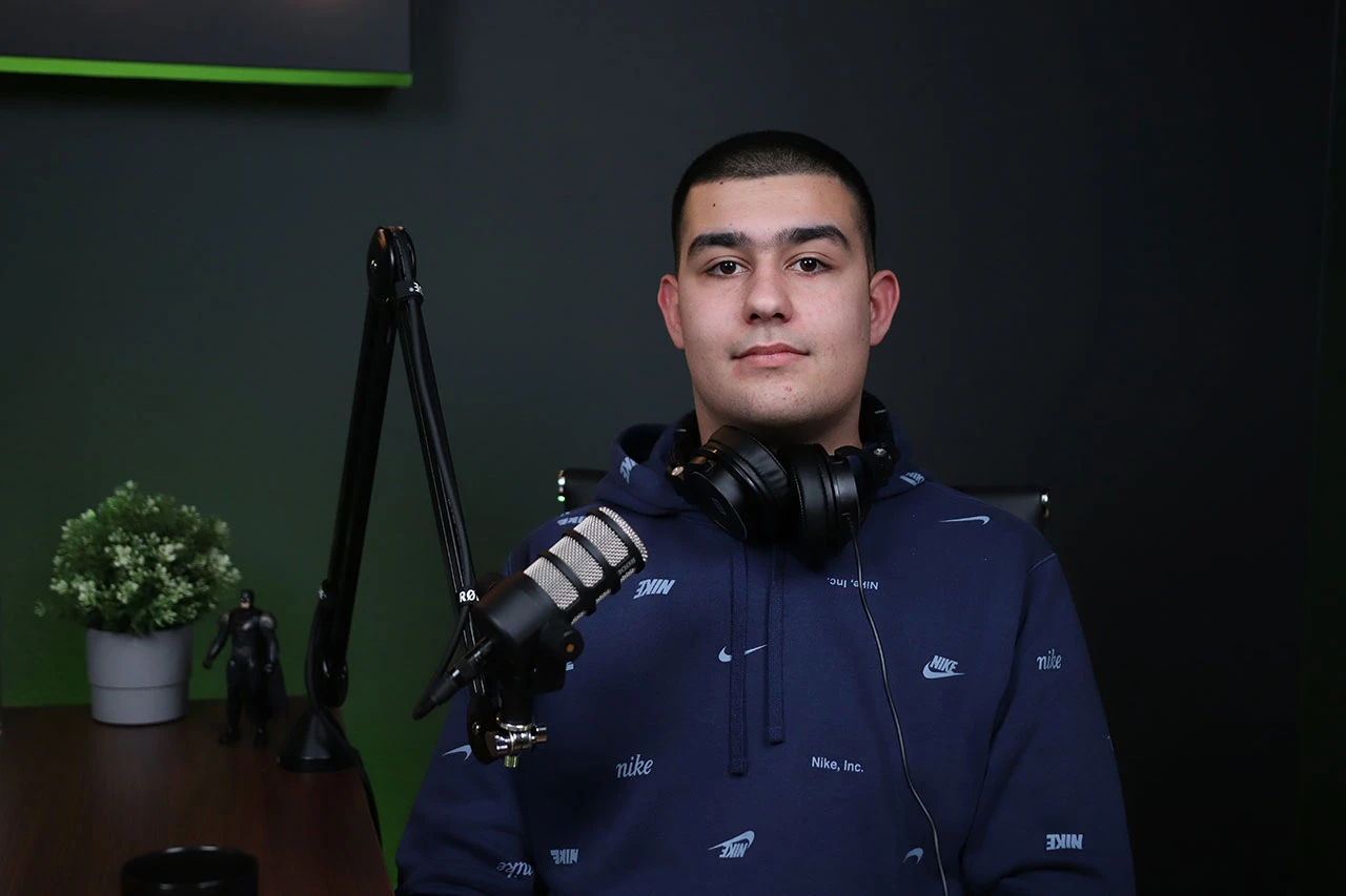 Učenik mostarske škole rame uz rame s iskusnim programerima