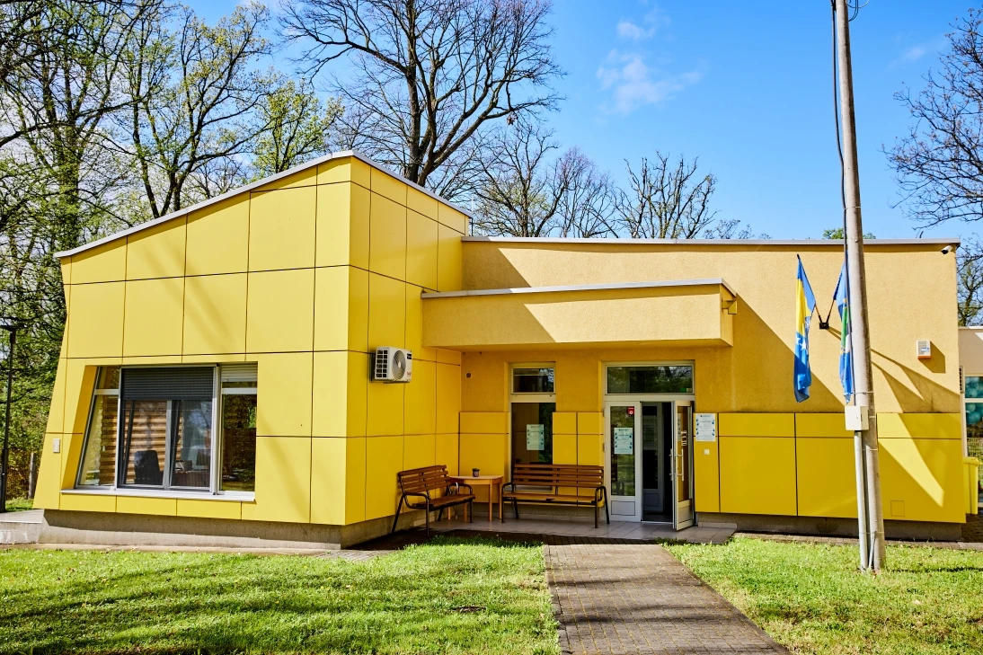 NLB Banka Sarajevo obilježila Svjetski dan svjesnosti o autizmu s korisnicima Centra ''Meho Sadiković'' u Tuzli