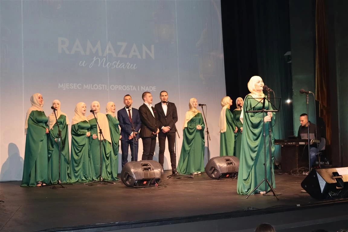 Hor Isa-beg iz Novog Pazara upotpunio ramazansku atmosferu u Mostaru