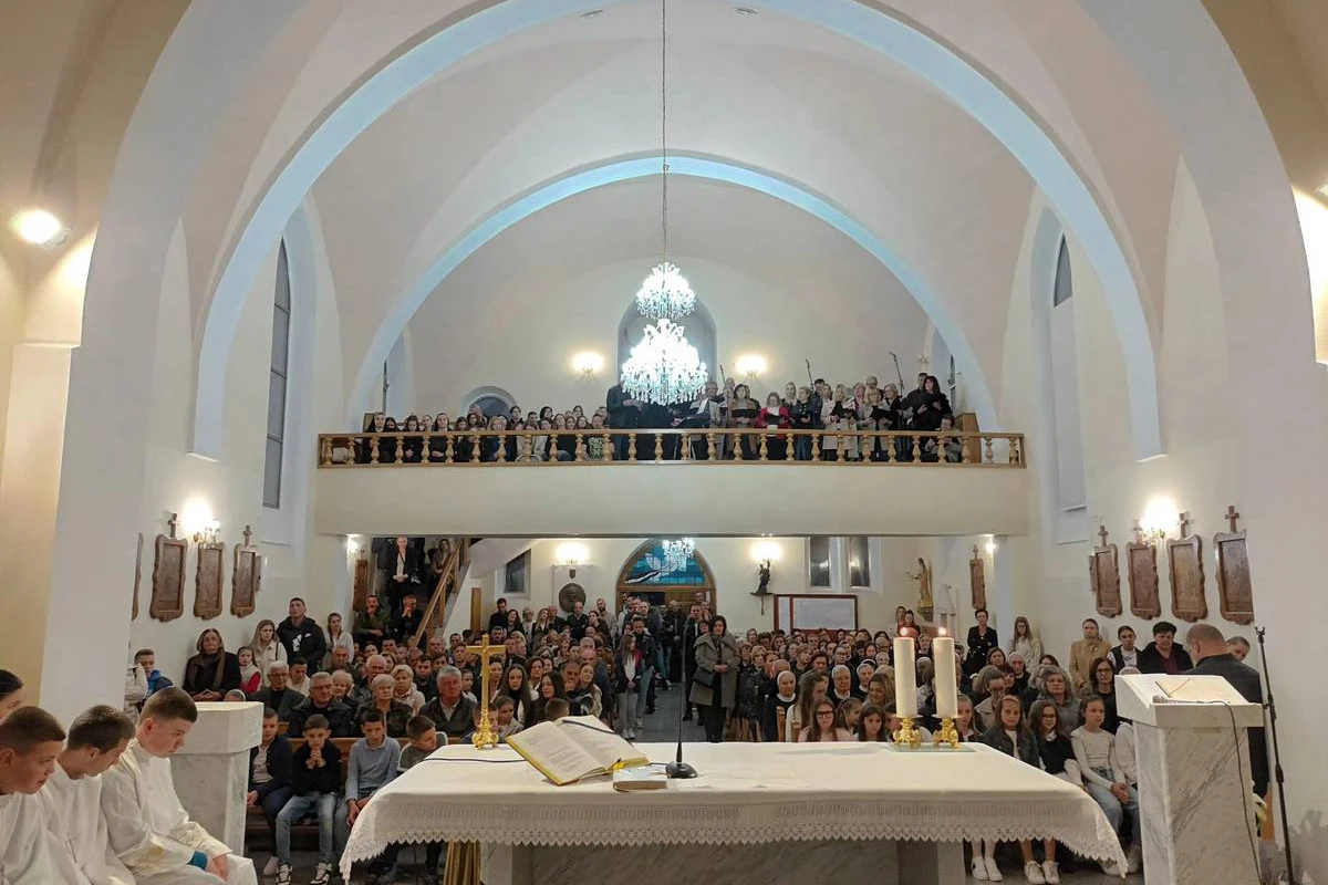 Mostar - Veliki četvrtak svečano proslavljen u Bijelom Polju 