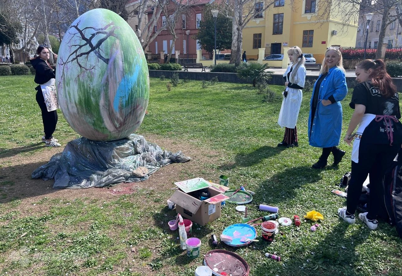 FOTO | Kistovi u akciji: Novo ruho pisanice u parku Zrinjevac 