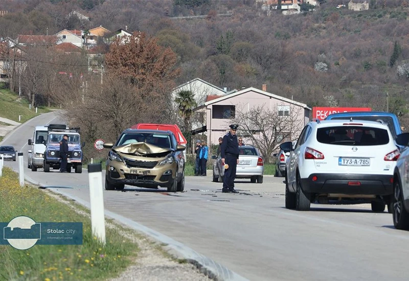 Dvije osobe ozlijeđene u prometnoj nesreći kod Stoca