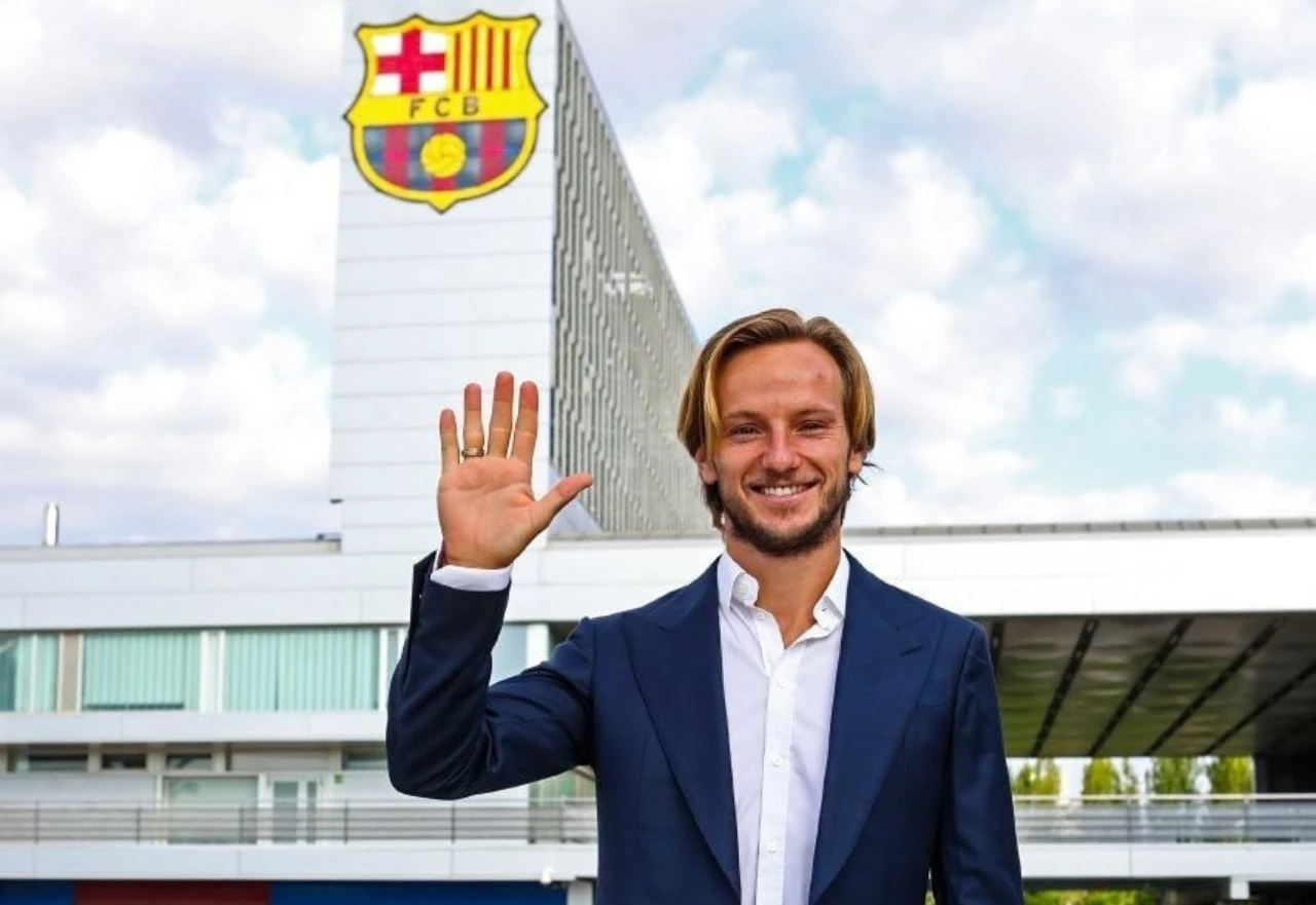 Ivan Rakitić i službeno je legenda Barcelone