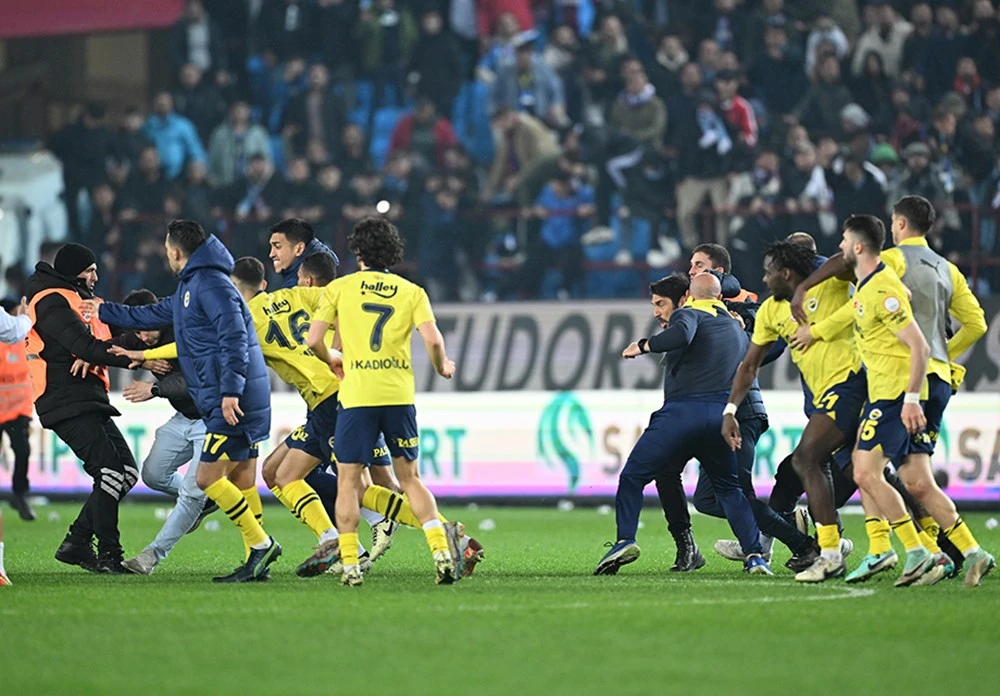 Fenerbahče razmišlja o istupanju iz turske lige