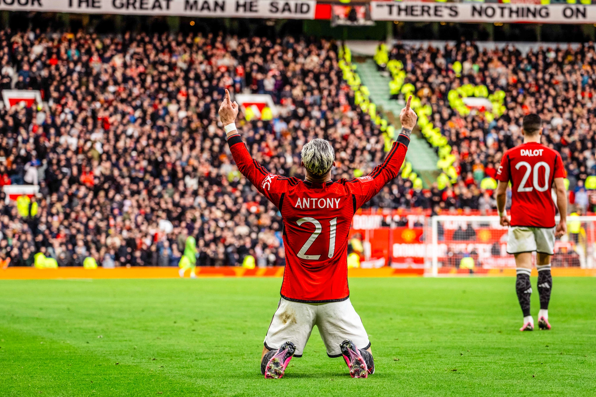 VIDEO I Manchester United preko Liverpoola u polufinale