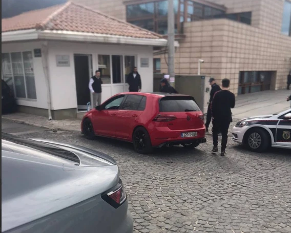 Sarajevo - pucano sa skutera u pokretu