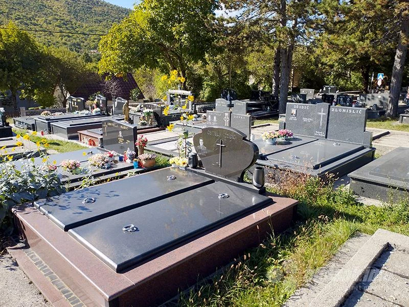 Otkriven počinitelj koji je krao mesingane alke sa grobnica u Livnu