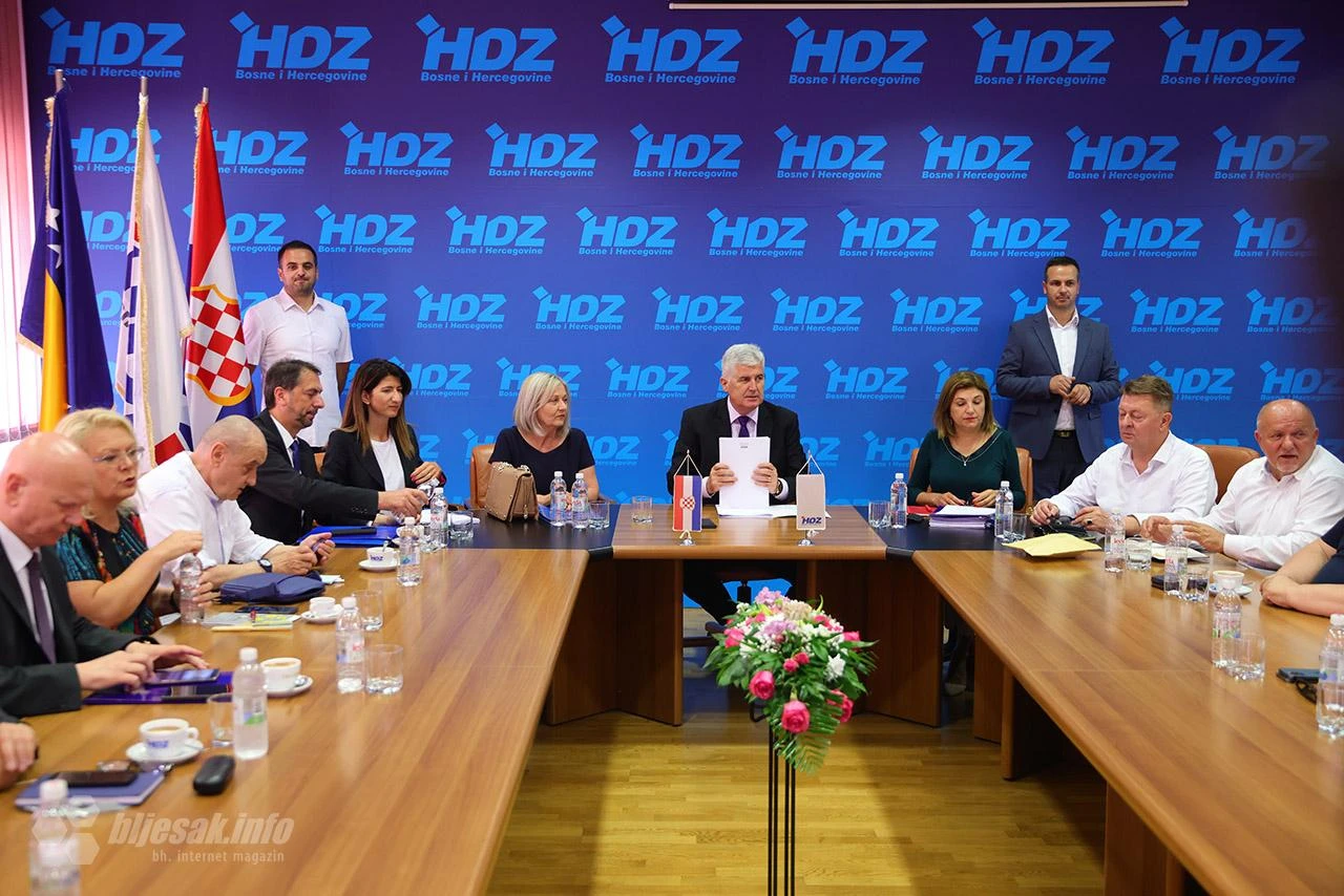 HDZ BiH pozdravio preporuku EK: Nastavljamo predvoditi reformske procese
