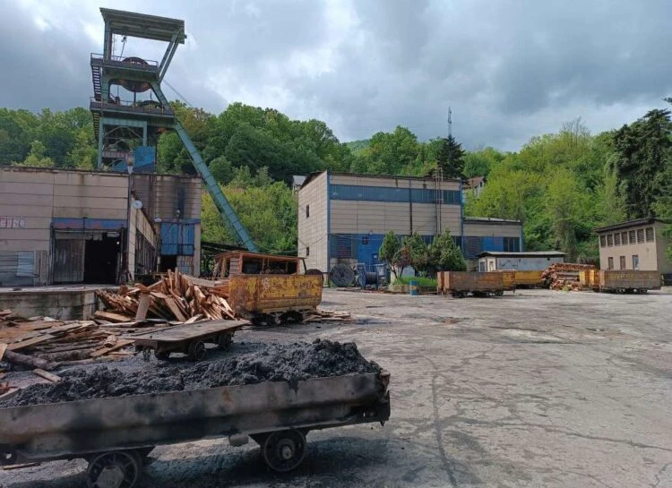 Zenički rudari ni jutros nisu sišli u jamu ''Raspotočje''