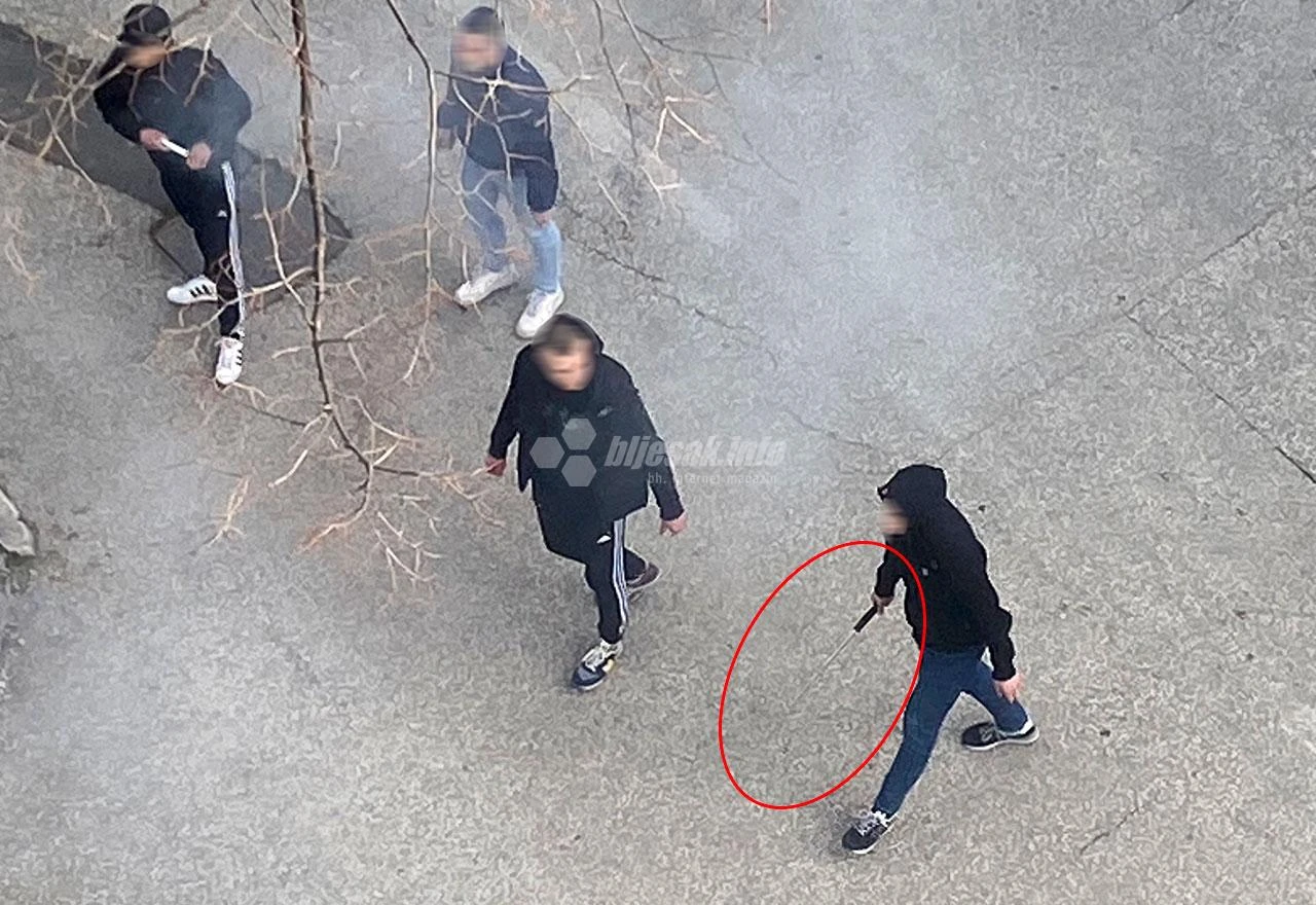 Foto| Istraga tučnjave ispred škole u Mostaru - policija suzila krug
