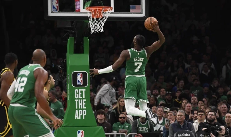 Boston razbio Golden State s čak 52 razlike 