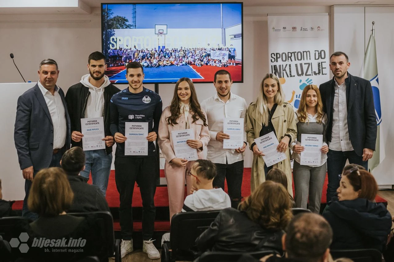 FOTO | Mostar: Prikazan film o inkluziji djece s Down sindromom u sportske aktivnosti