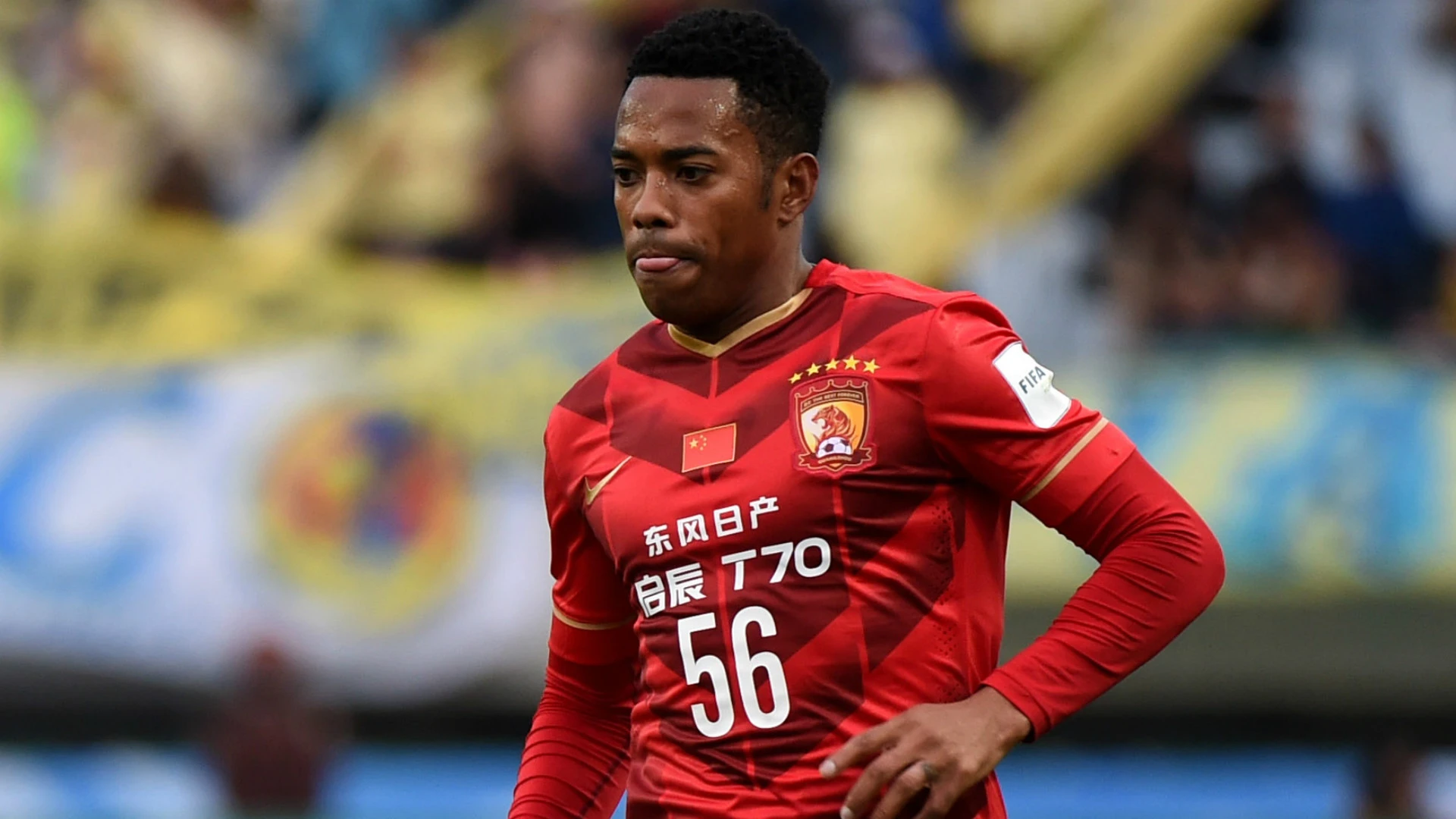 Robinho bi mogao "stopama" Danija Alvesa 