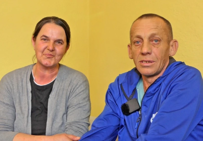 Video - Poklanja mužu bubreg, sve spremno ali nemaju novac za transplantaciju