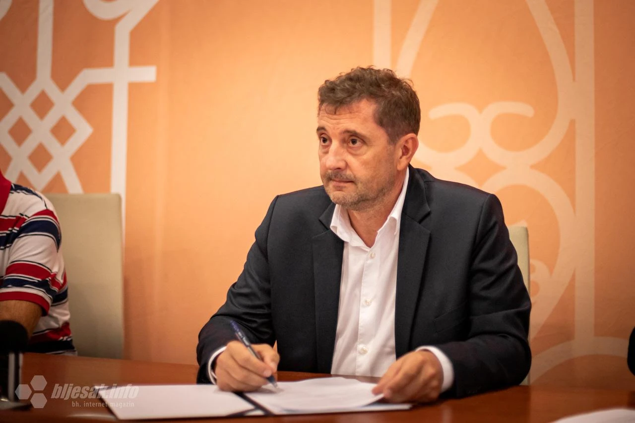 Kordić zbog solara odgovara Mostarcima - Nema tajnih sastanaka, obmanjujete javnost