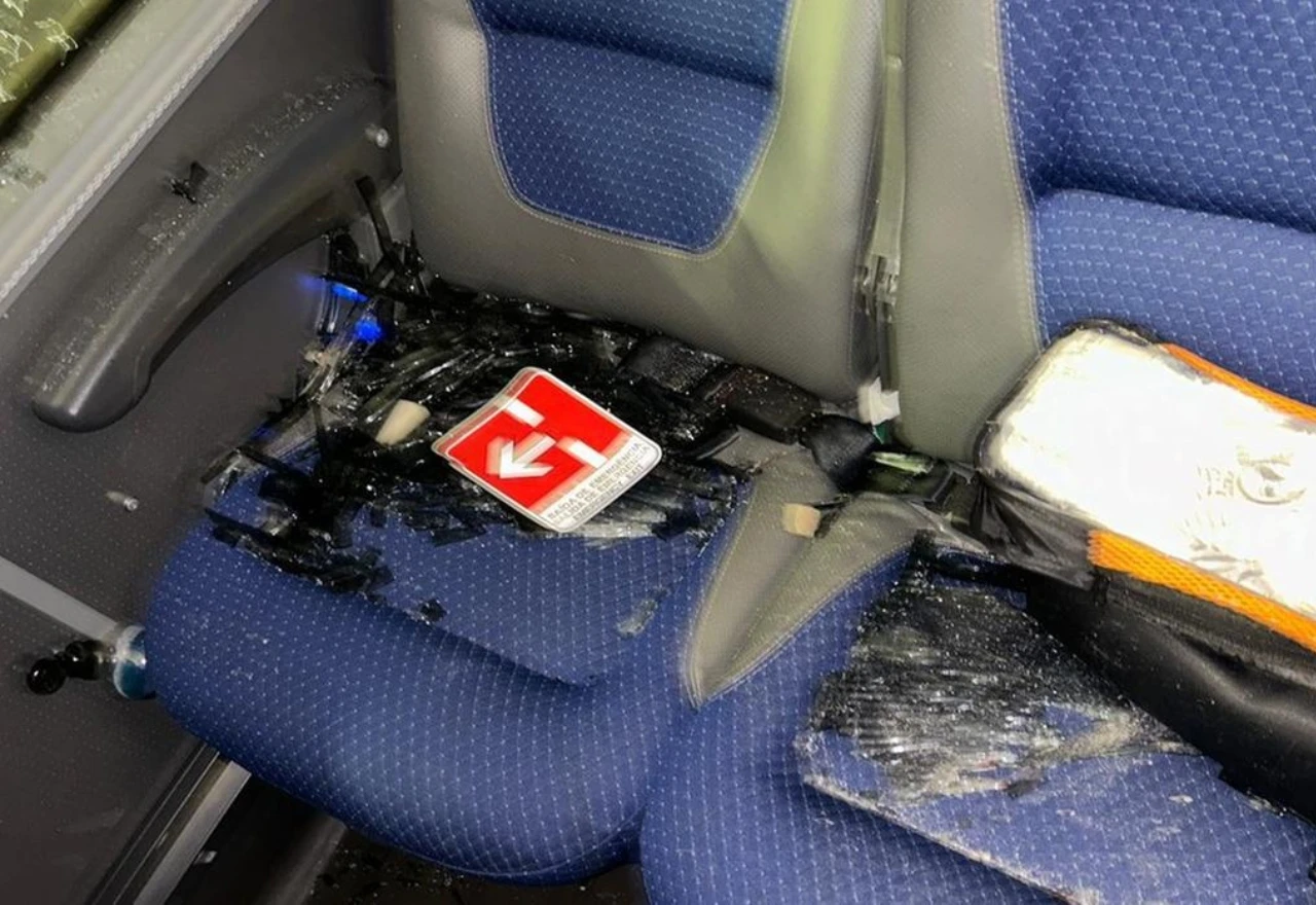 Navijači kamenovali autobus suparničke ekipe: Ozlijeđeno nekoliko igrača 