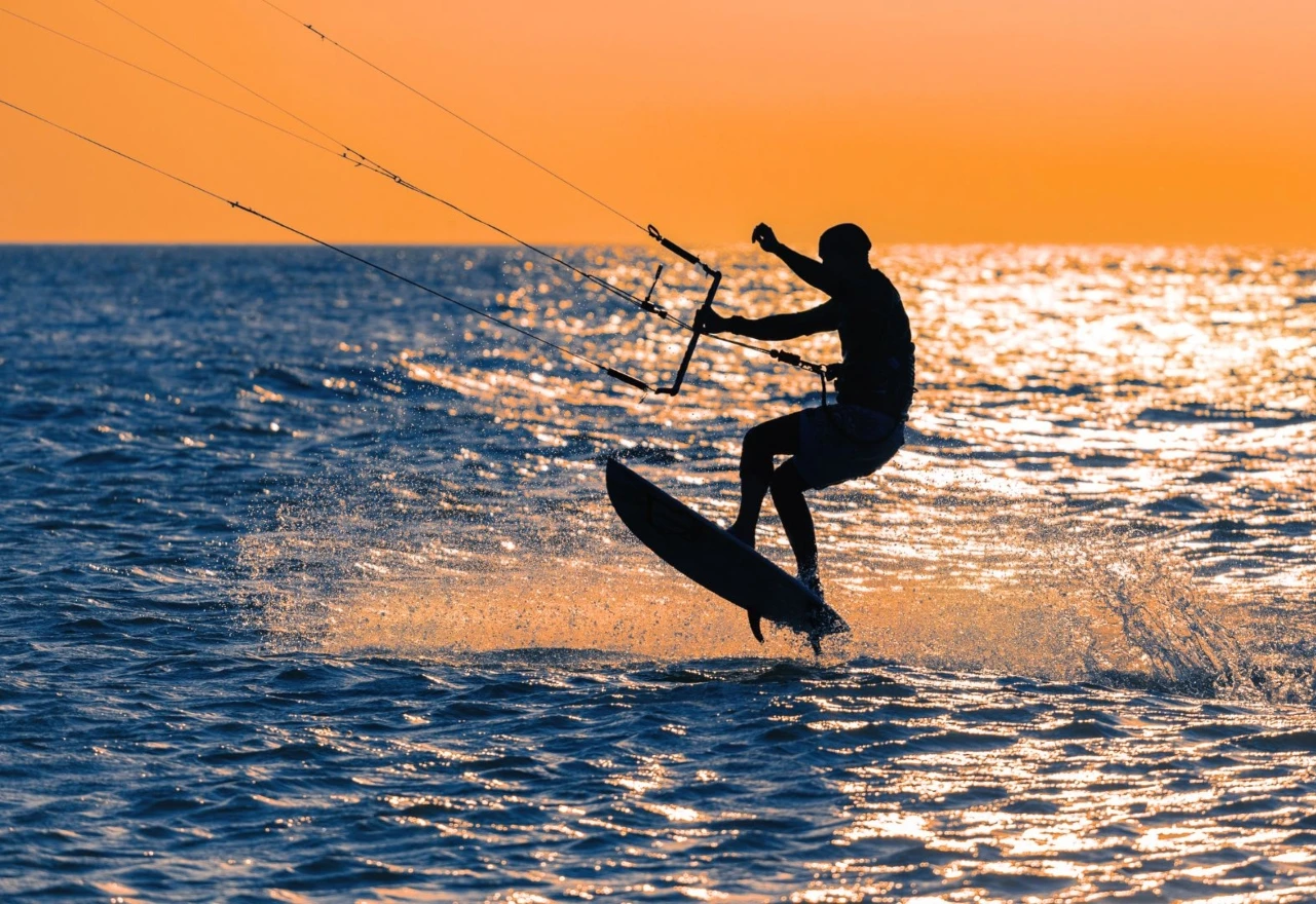 Dolina Neretve postala je raj za "kitesurfere"