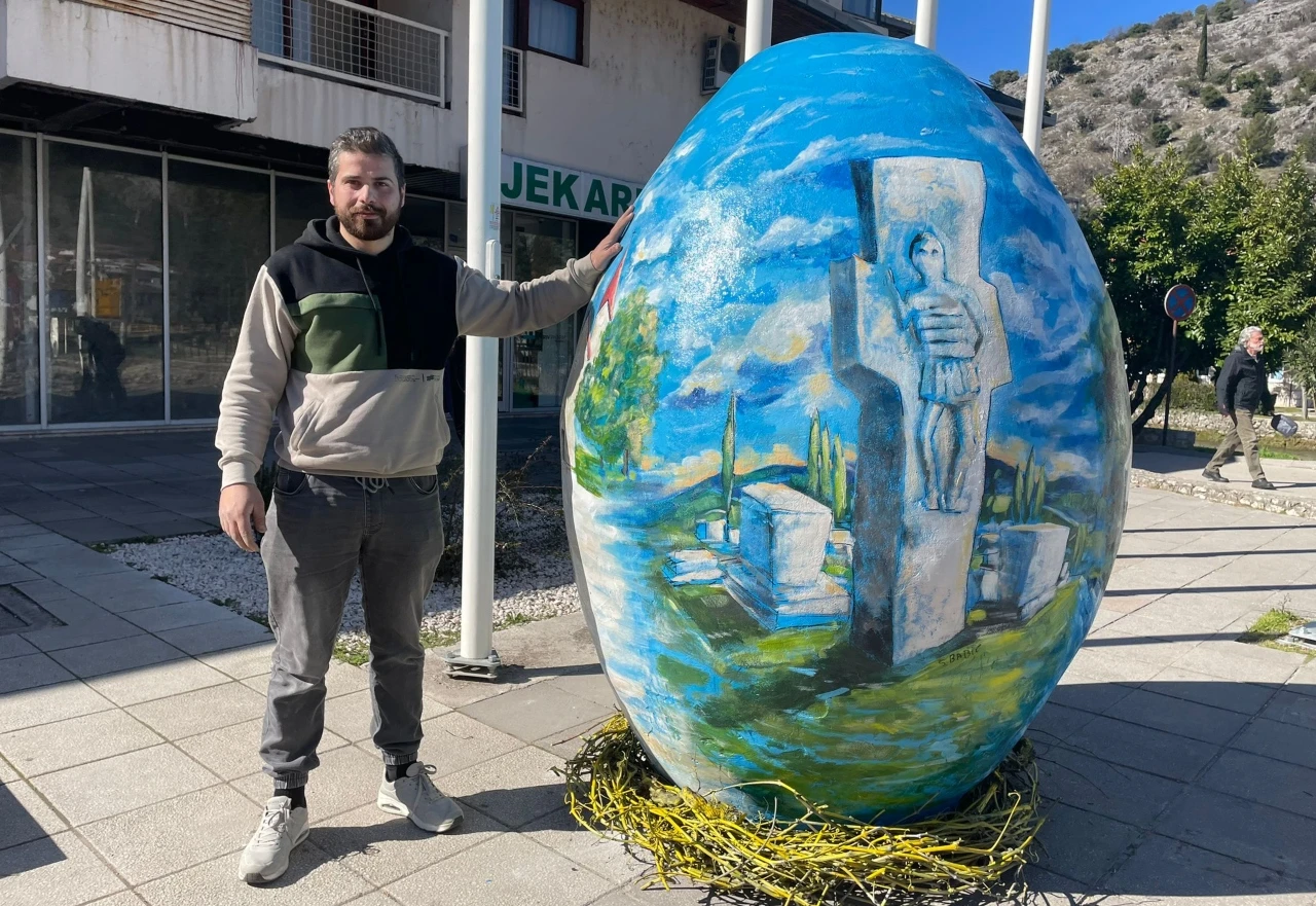 Stolac dobio uskrsnu pisanicu s najljepšim motivima grada
