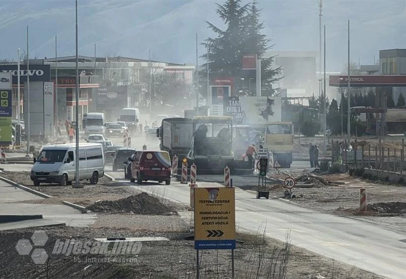 Stigao asfalt nakon što se 45 dana pretvorilo u godinu