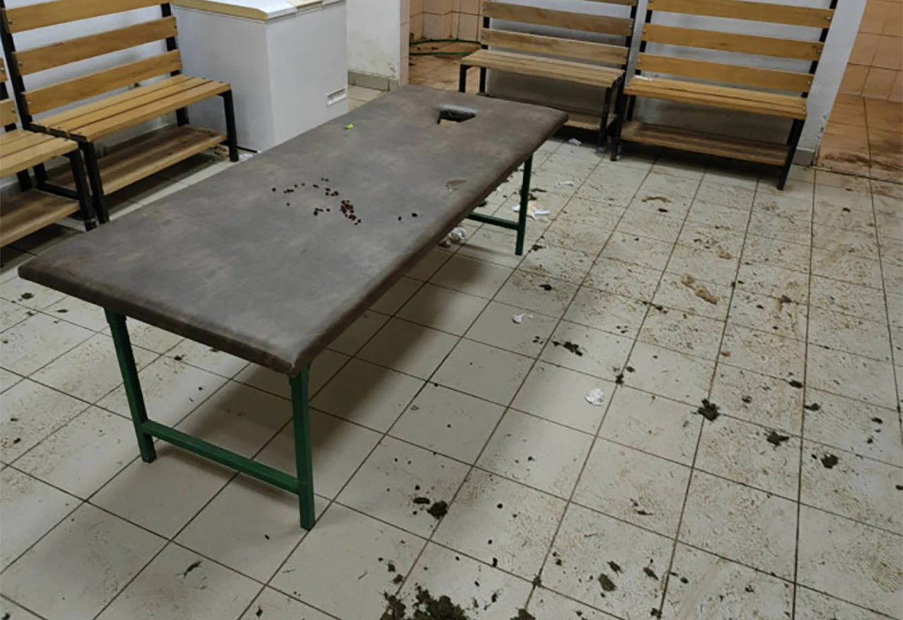 FOTO | Dobojlije ljute na Velež: "Od svlačionice su napravili svinjac"