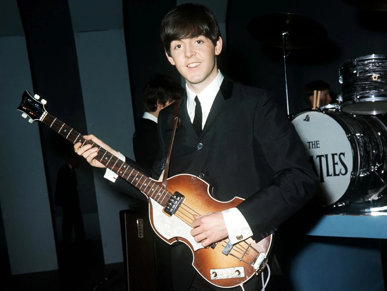 Ukradena bas gitara Paula McCartneya pronađena nakon 51 godinu