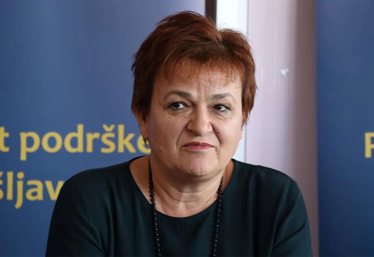 Zaposleno oko 12 tisuća osoba