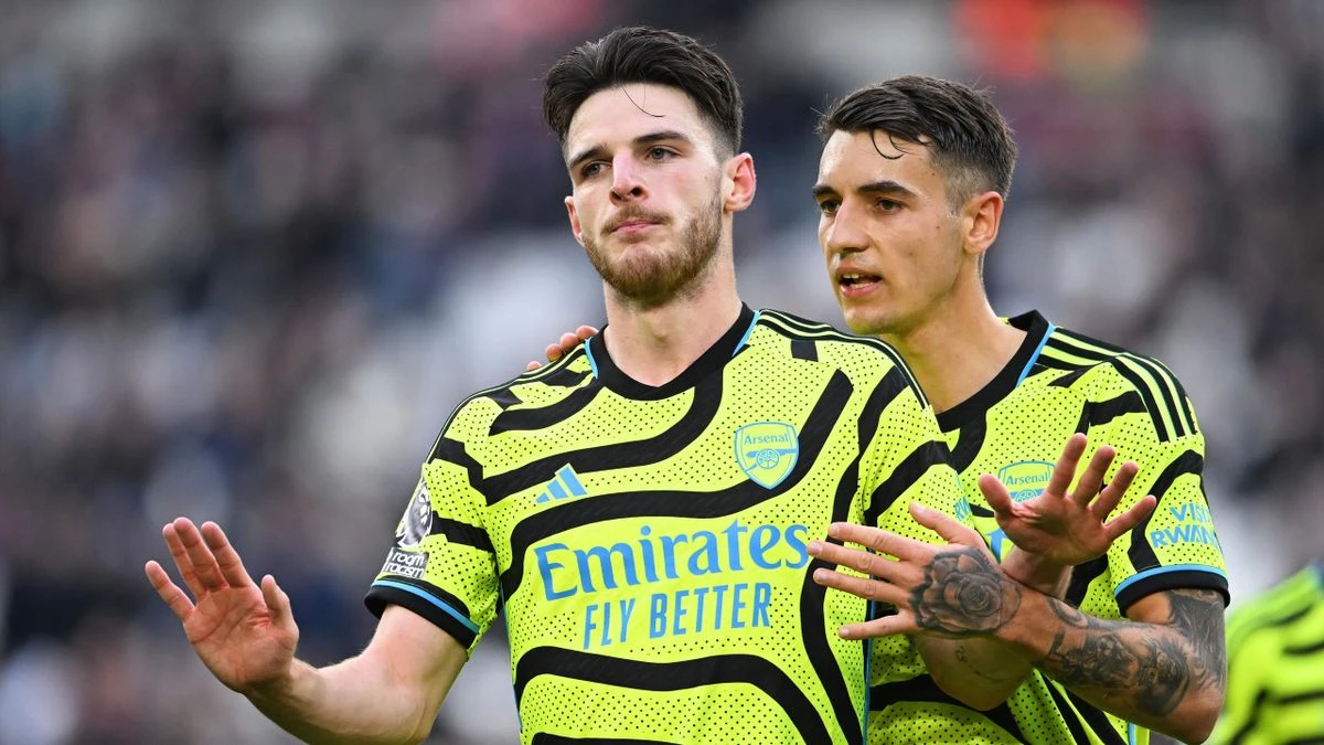 Arsenal razmontirao West Ham, Manchester United u naletu