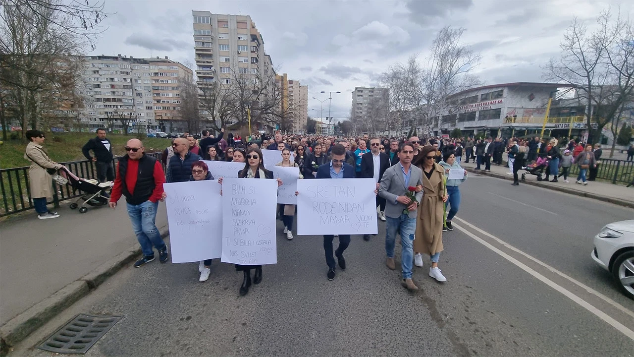 Tisuće na prosvjedu u Tuzli traže ostavke: "Amra nije ubijena, već brutalno likvidirana"