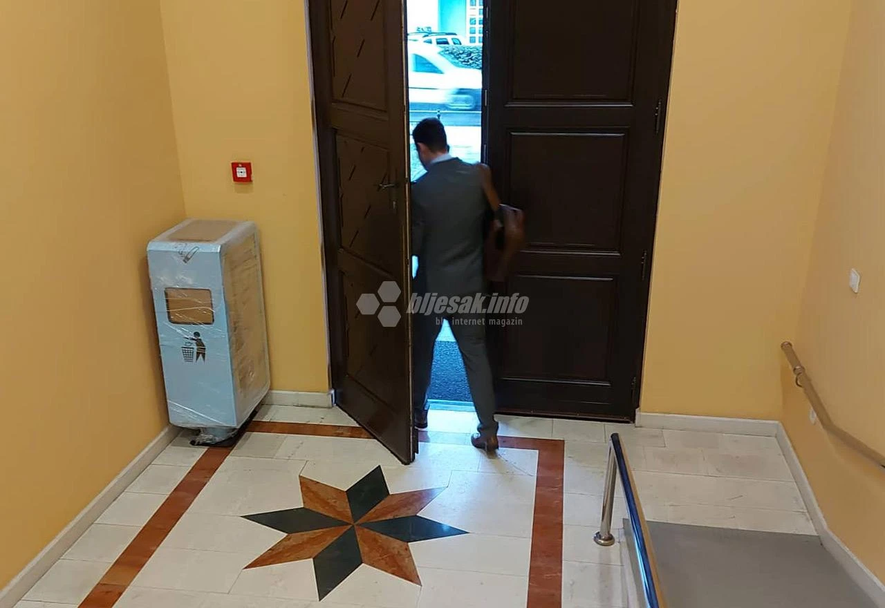 Zalihić podnio ostavku i žestoko prozvao "drugove" i predsjednika SDP-a Nermina Nikšića