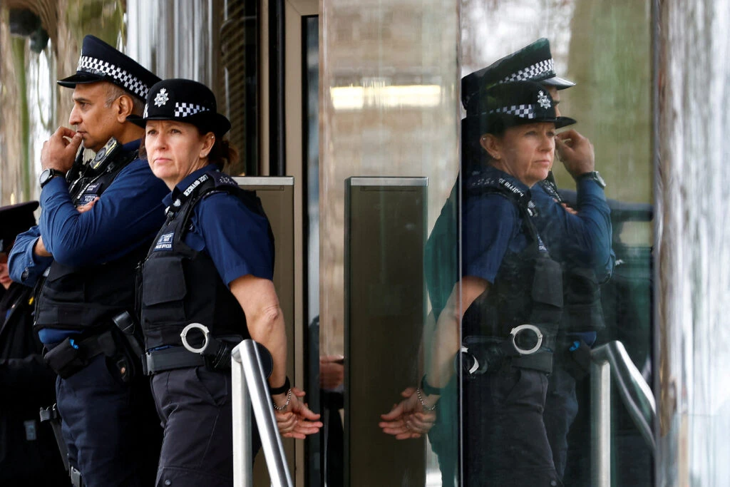 Užasan incident u Londonu: Zalio devetero ljudi kiselinom, među napadnutima i djeca