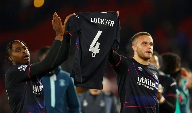 Kapetan Luton Towna posjetio suigrače mjesec dana nakon srčanog udara