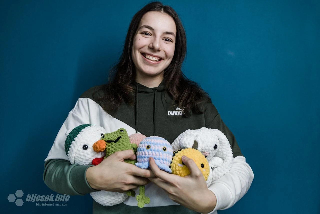 Ima 14 godina i mali biznis: Upoznajte Deu! 