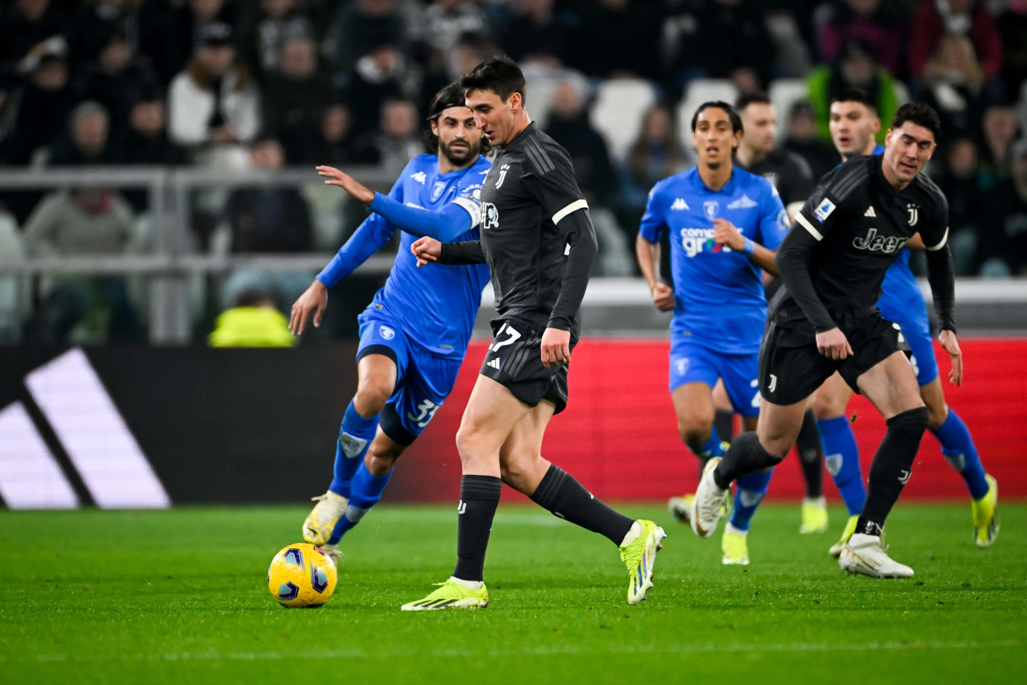 Lideri Serie A i Bundeslige prosuli bodove