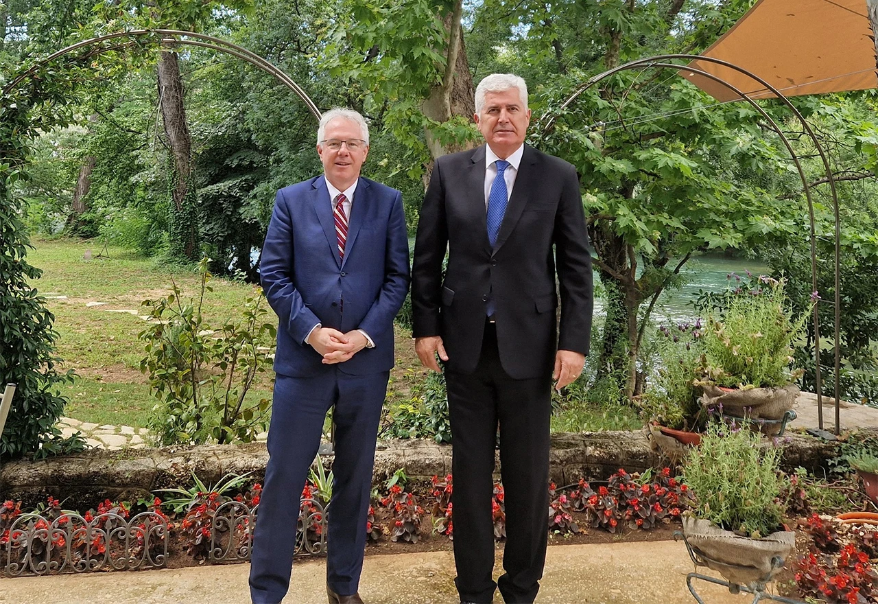 Murphy o plinu i Čoviću: Moglo bi biti sankcija