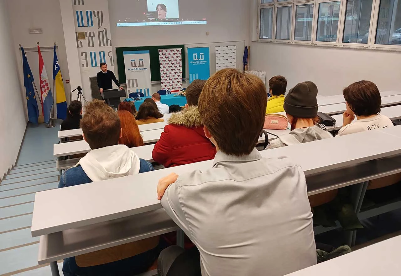 Nasilje u cyber svijetu mladih: Što je pokazao mostarski simpozij?