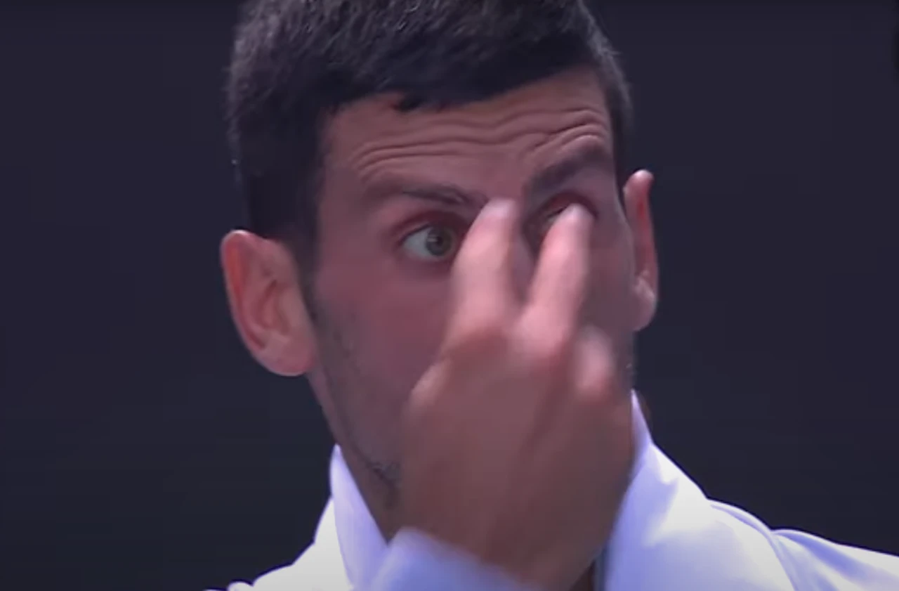VIDEO  I Opet je Novak imao svoje crne minute