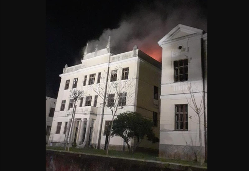 Gori širokobriješka Gimnazija, učenici evakuirani