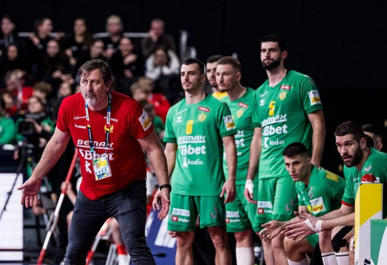 Urnebesni time-out Vlade Šole: "Au, nemamo drugog pivota"