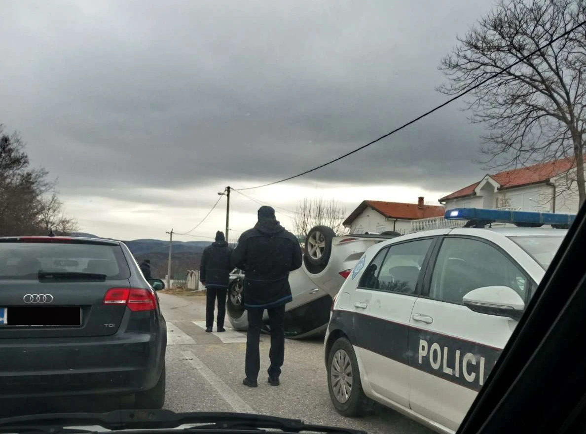 Automobil na krovu - policija bez informacija