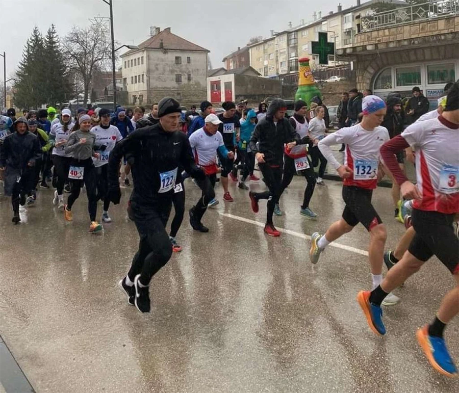 Ilija Jukić i Danijela Kuna pobjednici ulične utrke ''Duvanjski pingvin''