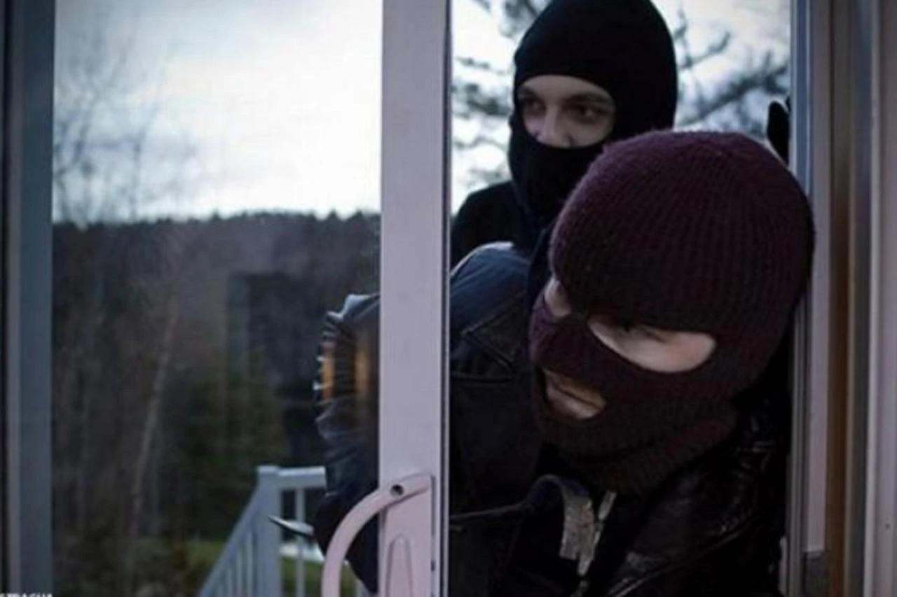 Sarajevo: Uhićeni lopovi za kojima je tragala mostarska policija